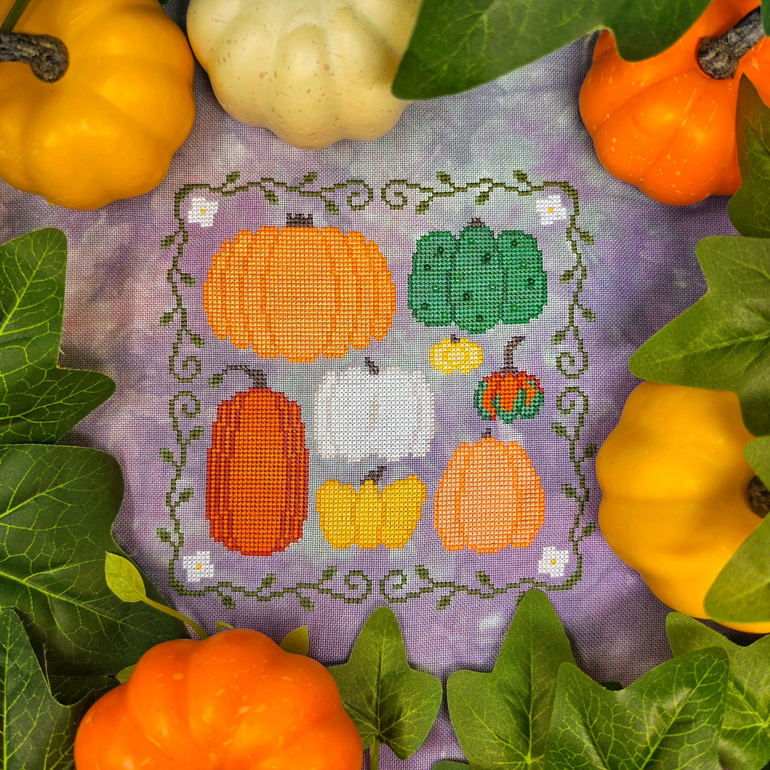 Yahnina Designs - Family Pumpkins