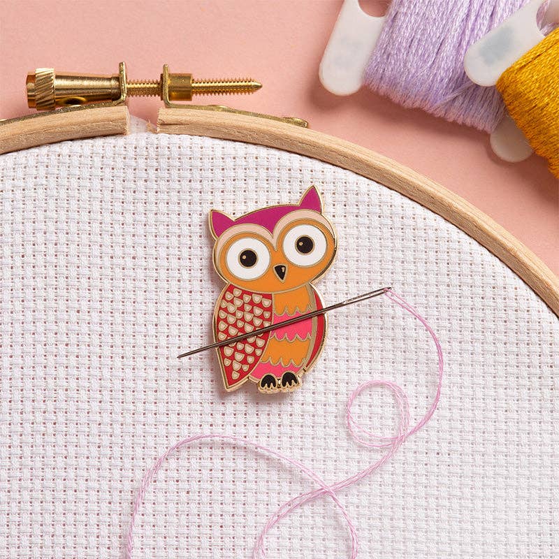 Owl Magnetic Needle Minder: Owl needle minder only