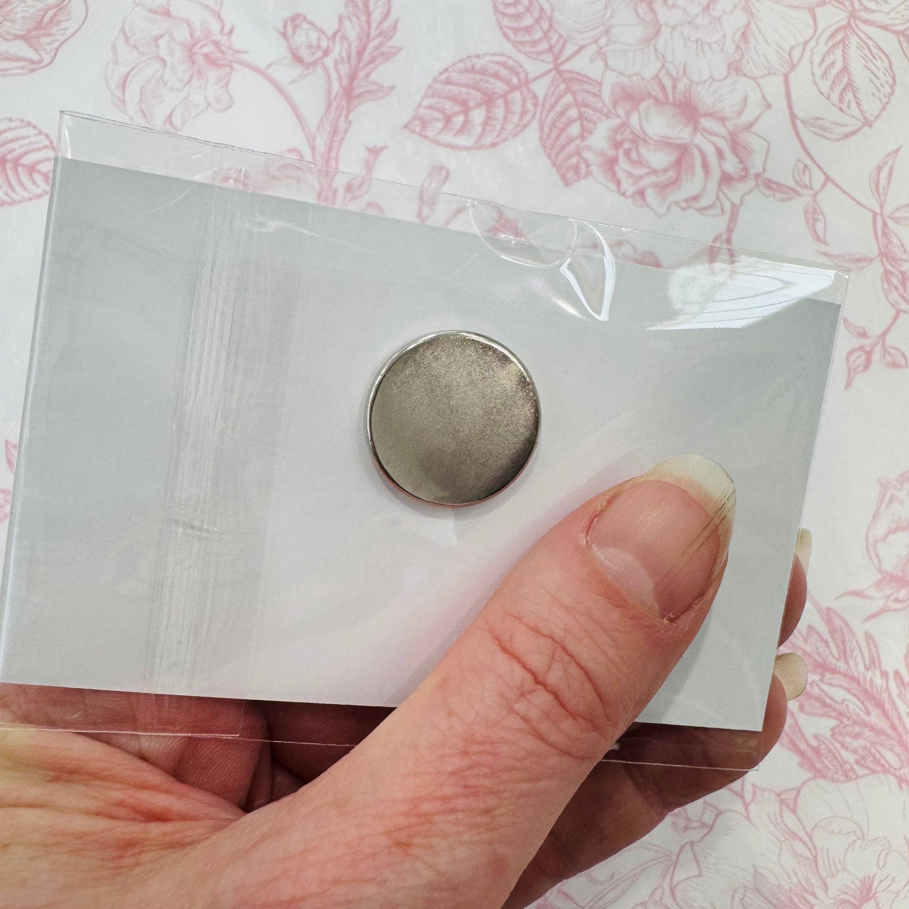 Individual Needle Minder