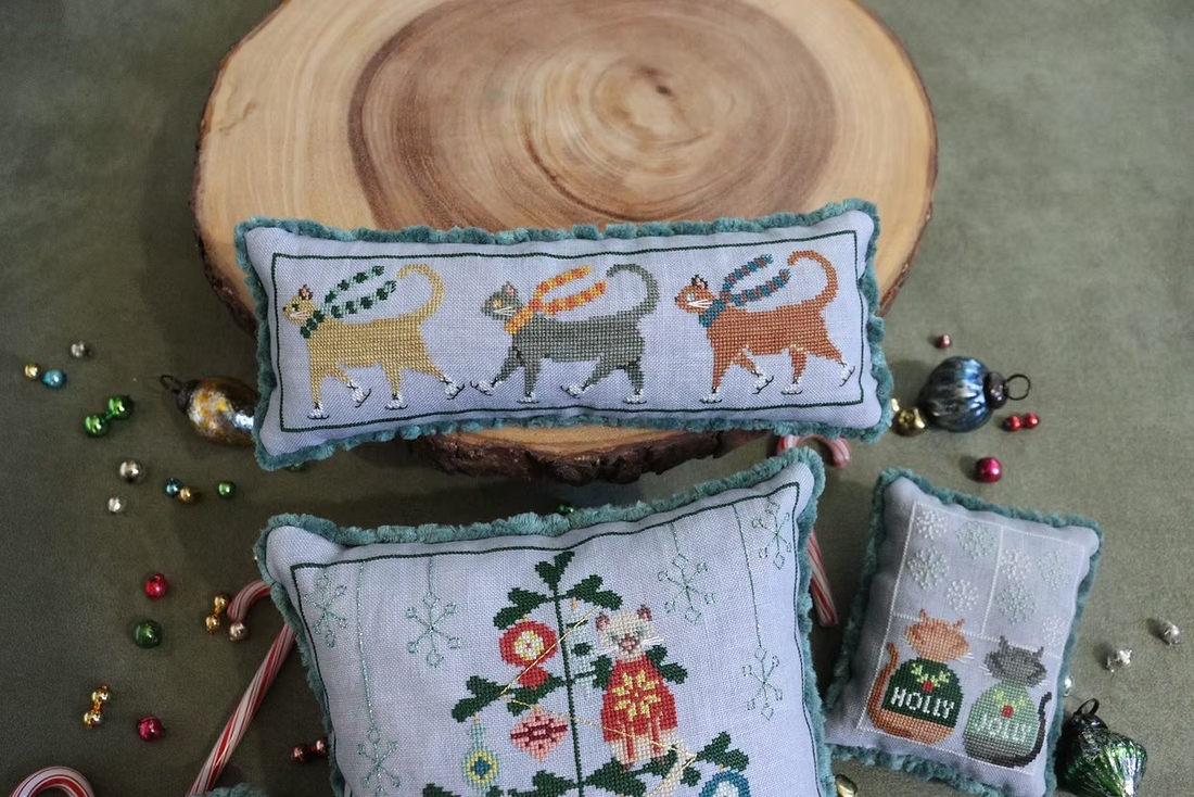 The Blue Flower - 12 Cats of Christmas