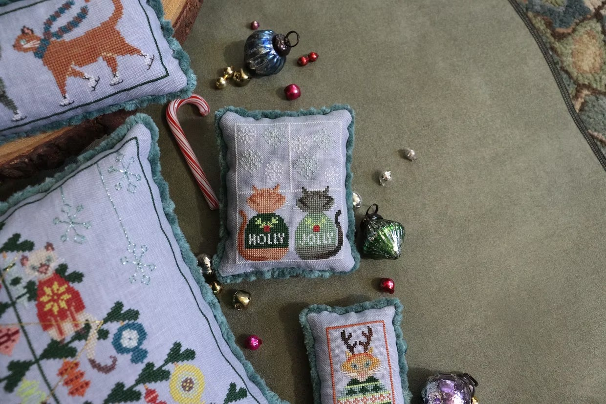 The Blue Flower - 12 Cats of Christmas