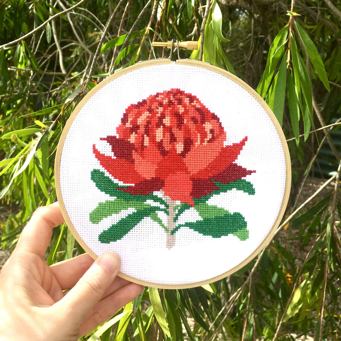 Waratah Cross Stitch Kit: With embroidery hoop