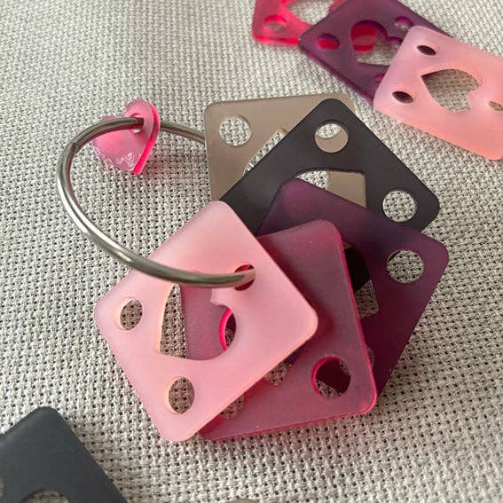 Figgy Pudding - Acrylic Floss Drops