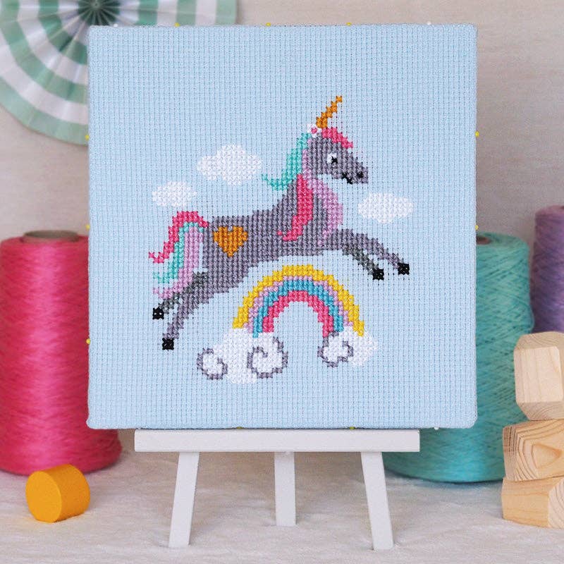 Sparkle Unicorn - Junior Cross Stitch Kit: Standard kit