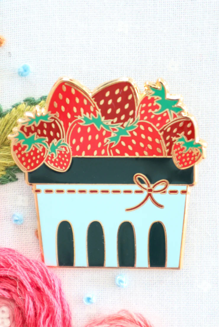 Strawberry Basket Magnetic Needle Minder