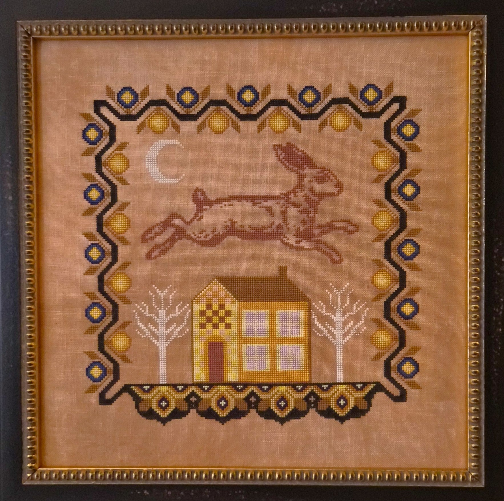 Artsy Housewife - Haunting Hare