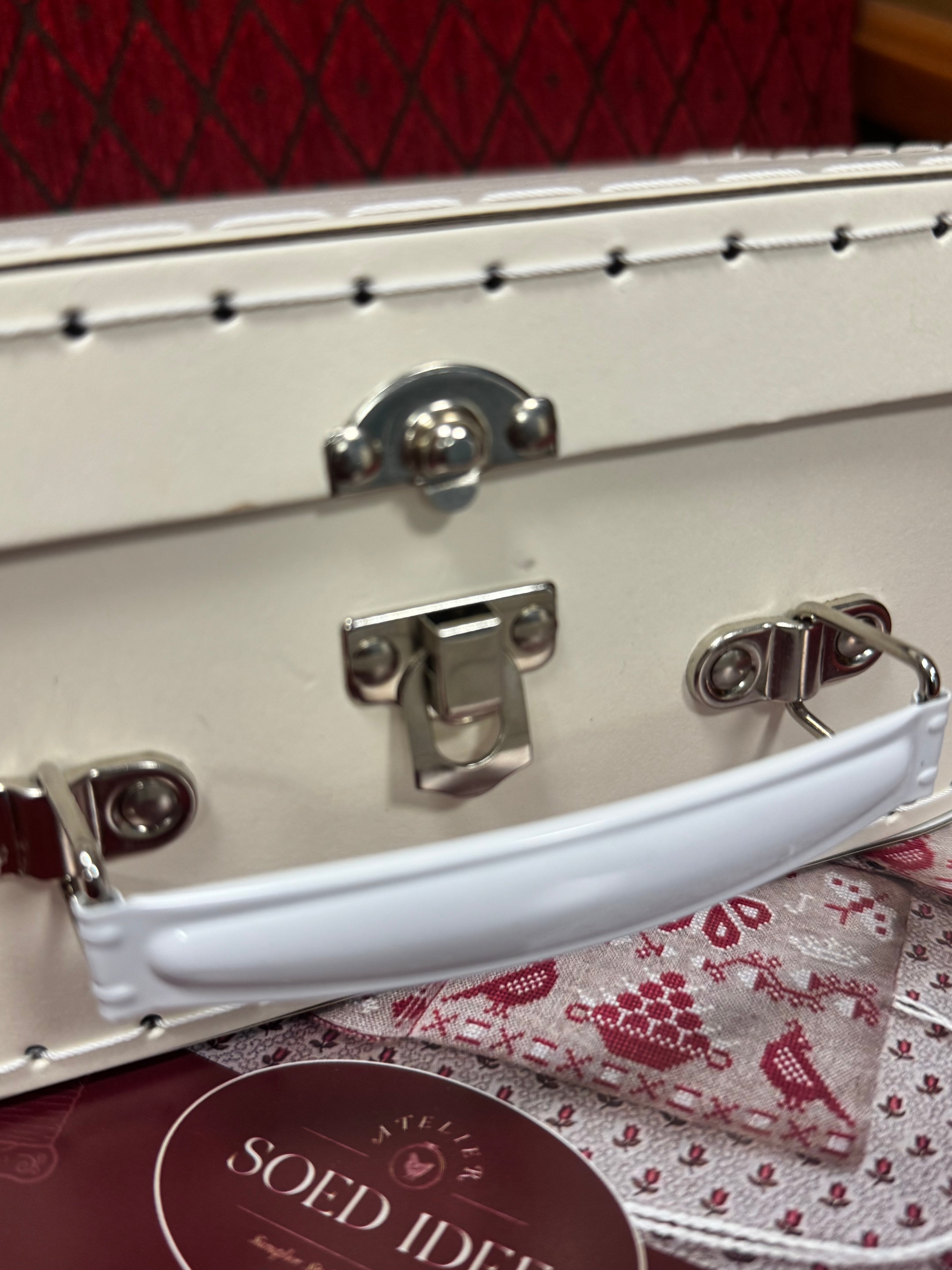 Suitcase Gift Box - Cream