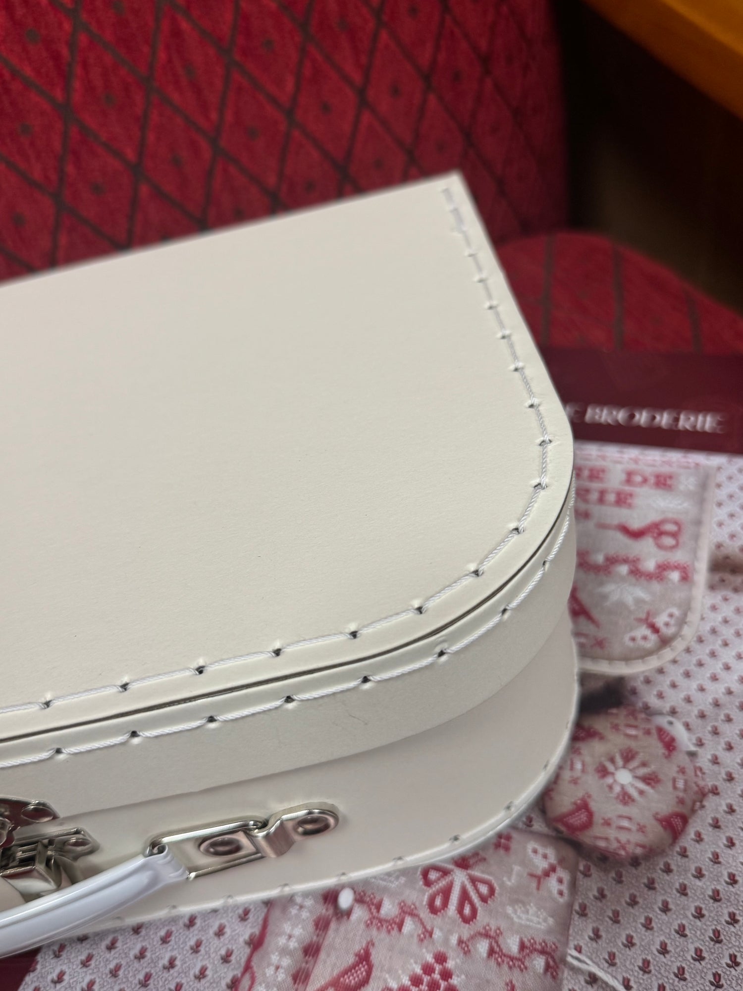 Suitcase Gift Box - Cream