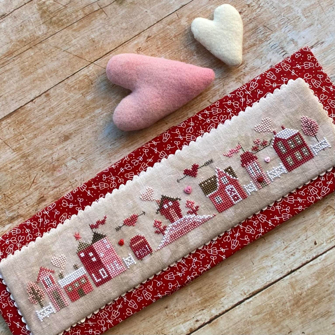 Big Hearted Tiny Town - Heart in Hand