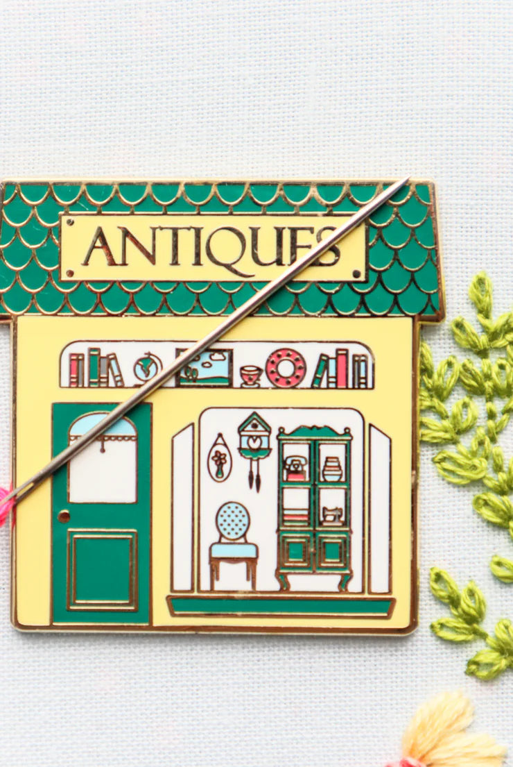 Antiques Shop Needle Minder