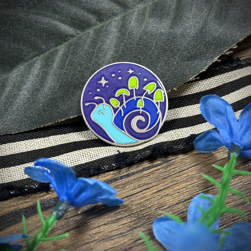 The Stitch Crypt Night Snail Needle Minder