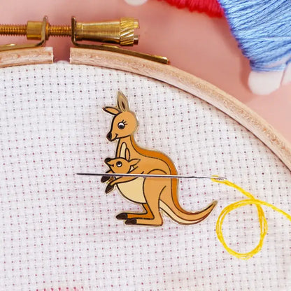 Kangaroo Magnetic Needle Minder